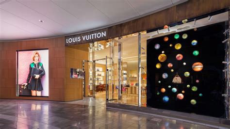 louis vuitton paramus garden state plaza|louis vuitton paramus indiana.